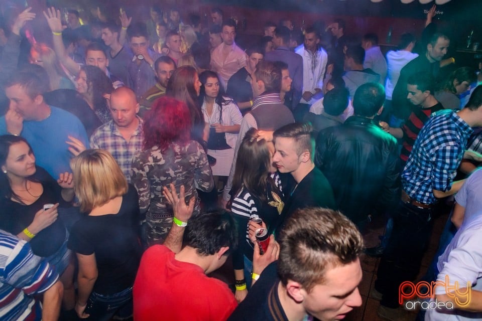 Turn The Lights Off, 