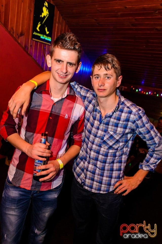 Turn The Lights Off, 