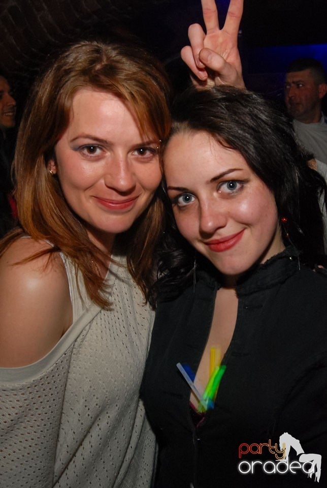 Ultima petrecere a lunii martie în Escape, 