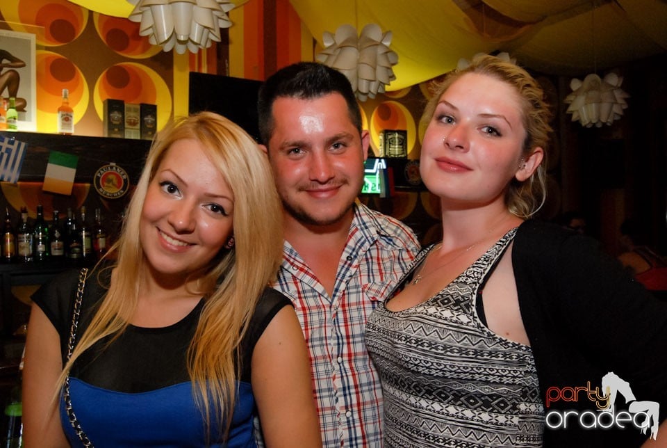 Un nou party în Juice, Juice