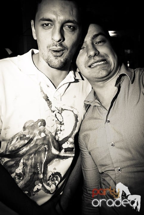 Un nou party în Juice, Juice