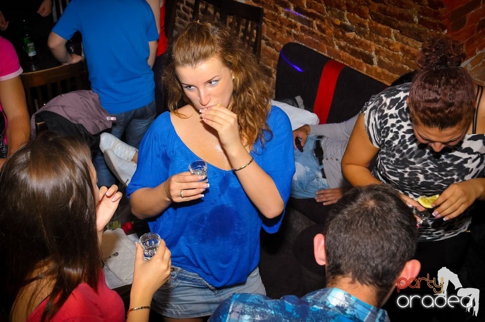 Un nou party marca Escape, 