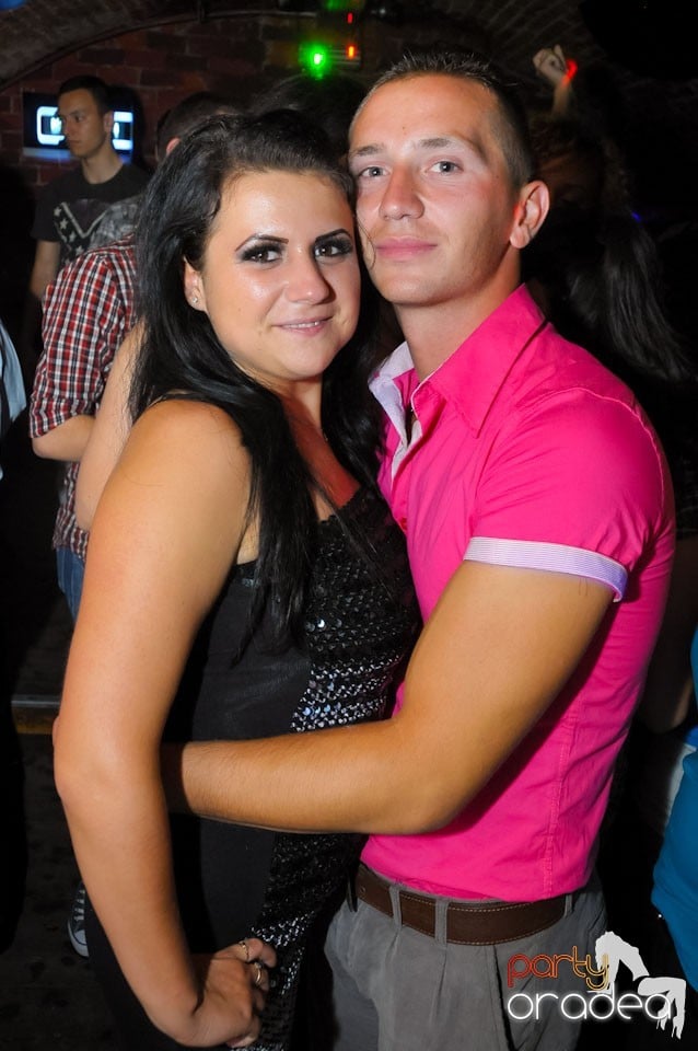 Un nou party marca Escape, 