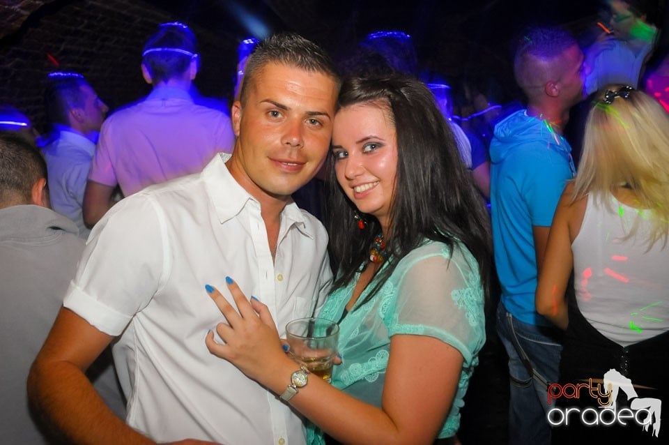 Un nou party marca Escape, 