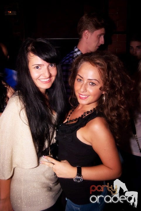 Un nou party marca Escape, 