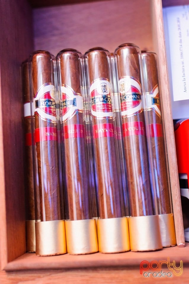 V`Angels Party, Icon Caffe