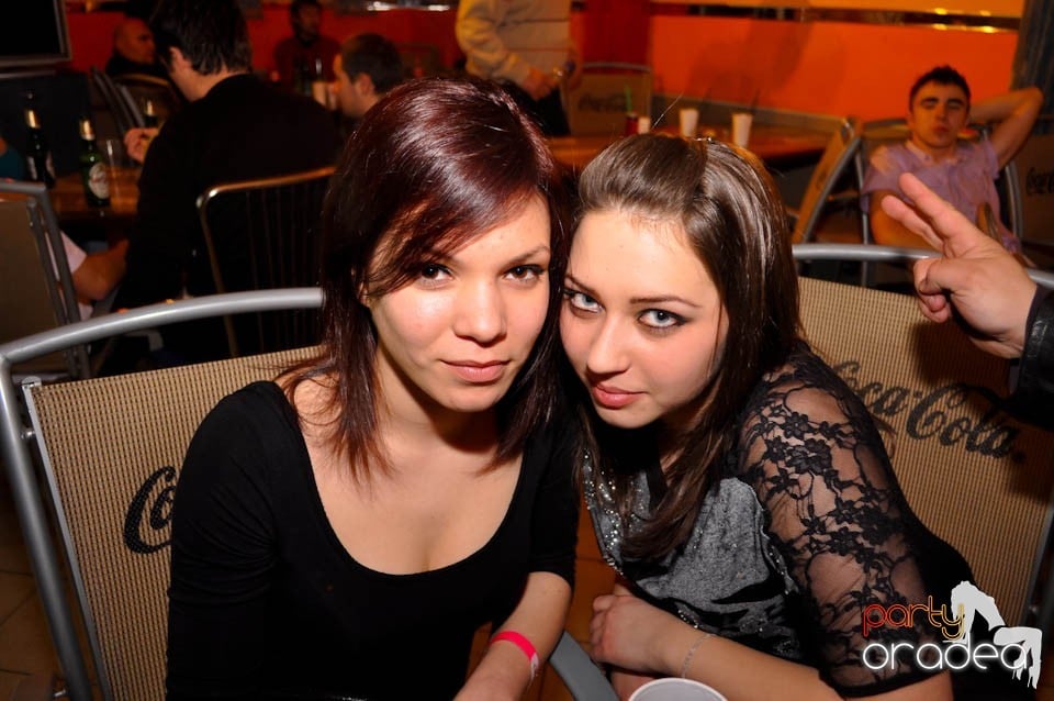 Valentine's Day Party în Faház, 