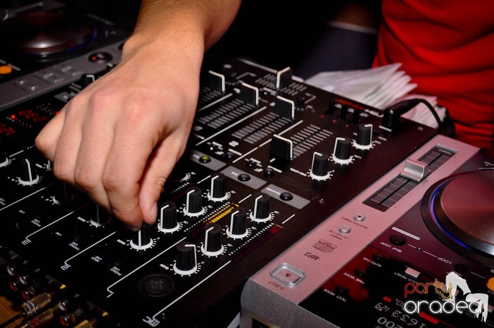 Valentine's Day Party în Faház, 