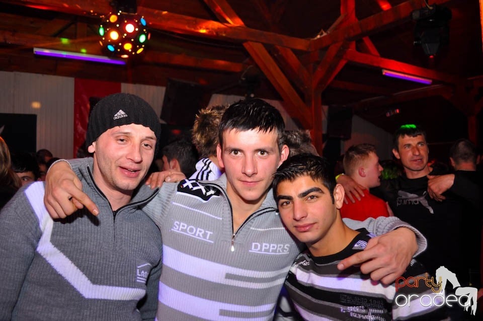 Valentine's Day Party în Faház, 