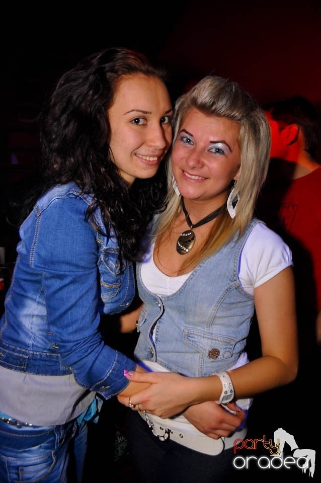 Valentine's Day Party în Faház, 