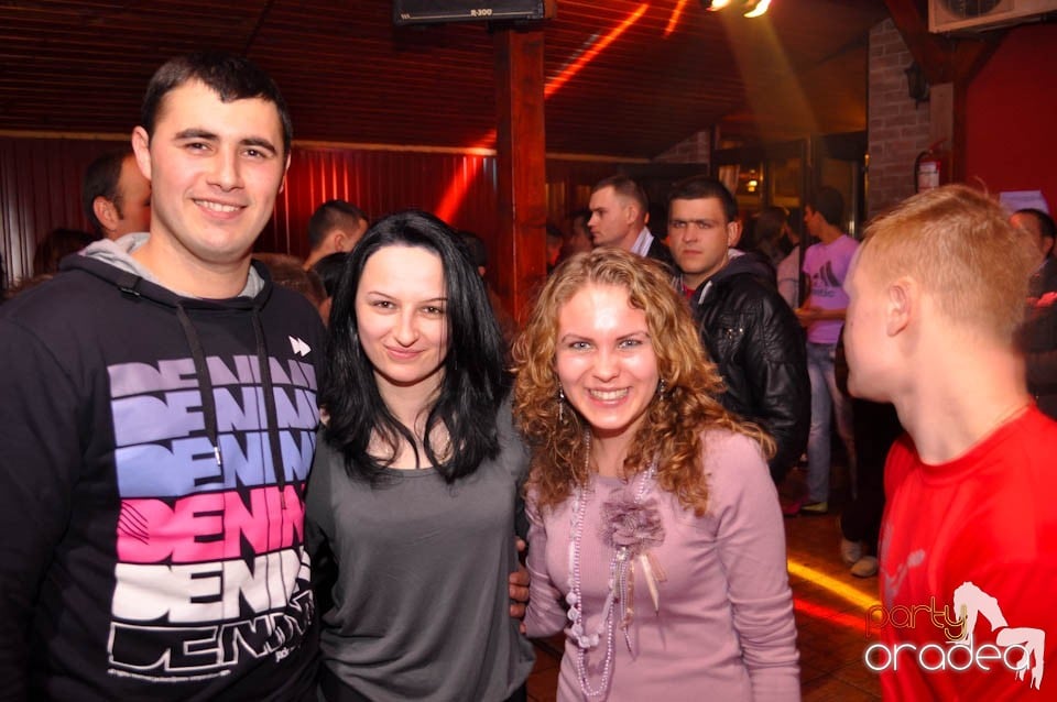 Valentine's Day Party în Faház, 