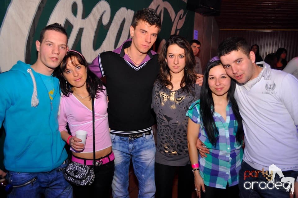 Valentine's Day Party în Faház, 