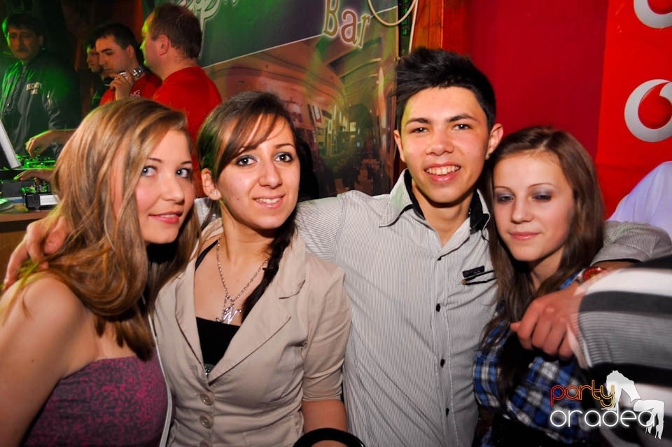 Valentine's Day Party în Faház, 