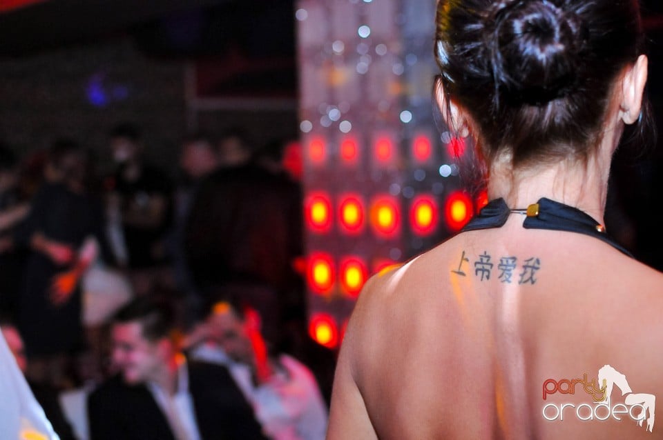 Vali Vijelie în Club Life, 