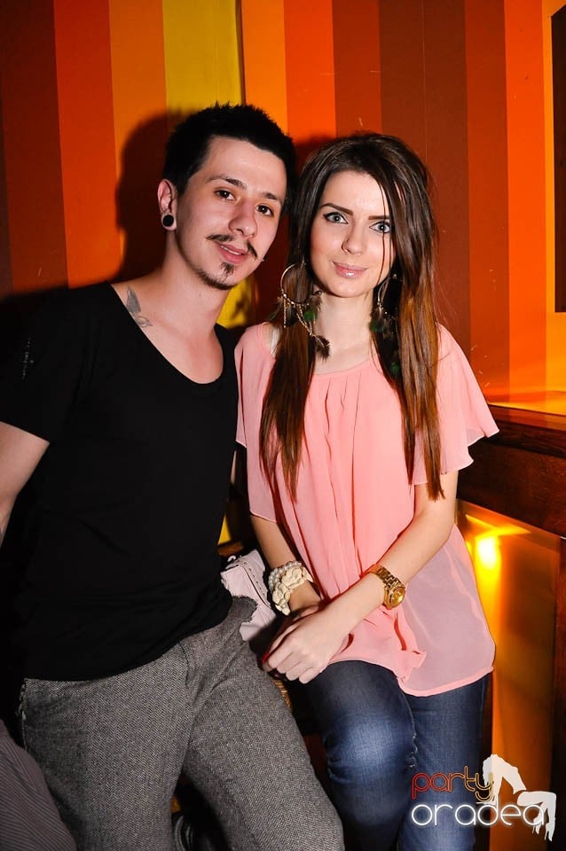 Vineri e party în Juice, Juice