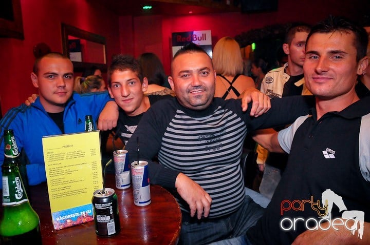 Vineri în Downtown, 