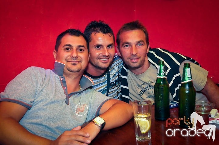 Vineri în Downtown, 