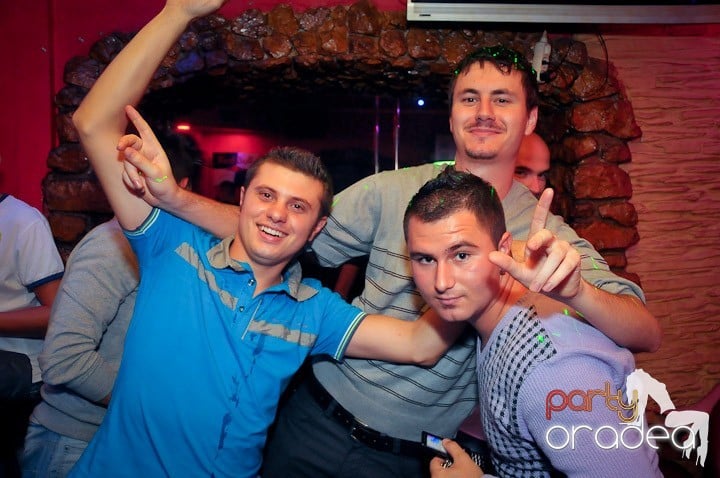 Vineri începe distracţia în Downtown, 