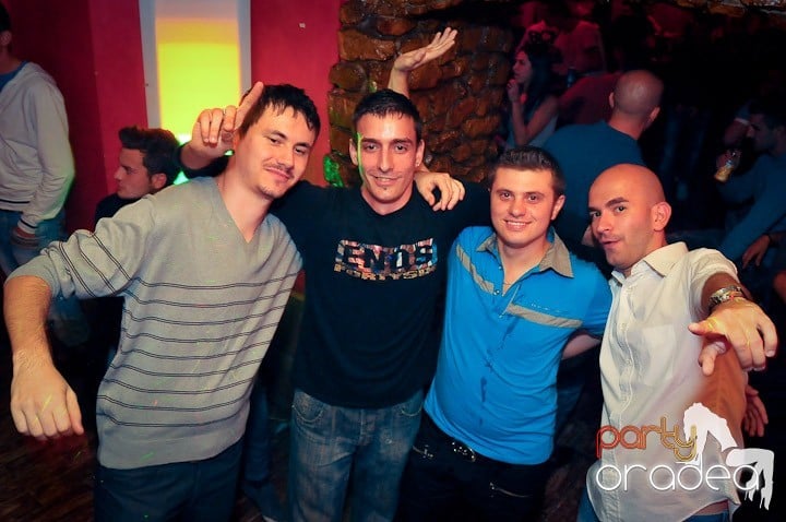 Vineri începe distracţia în Downtown, 