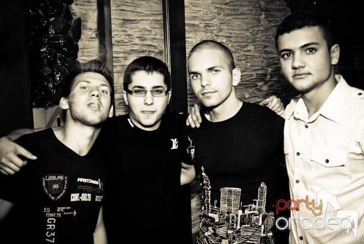 Vineri începe distracţia în Downtown, 