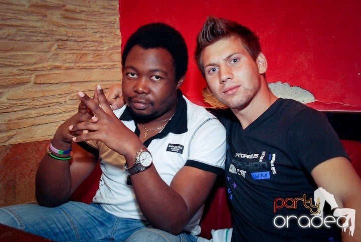 Vineri începe distracţia în Downtown, 