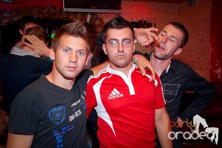 Vineri începe distracţia în Downtown, 