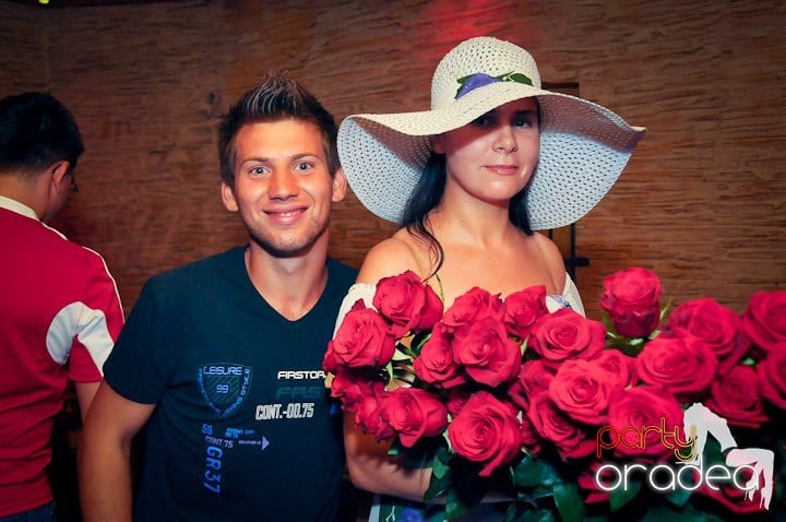 Vineri începe distracţia în Downtown, 