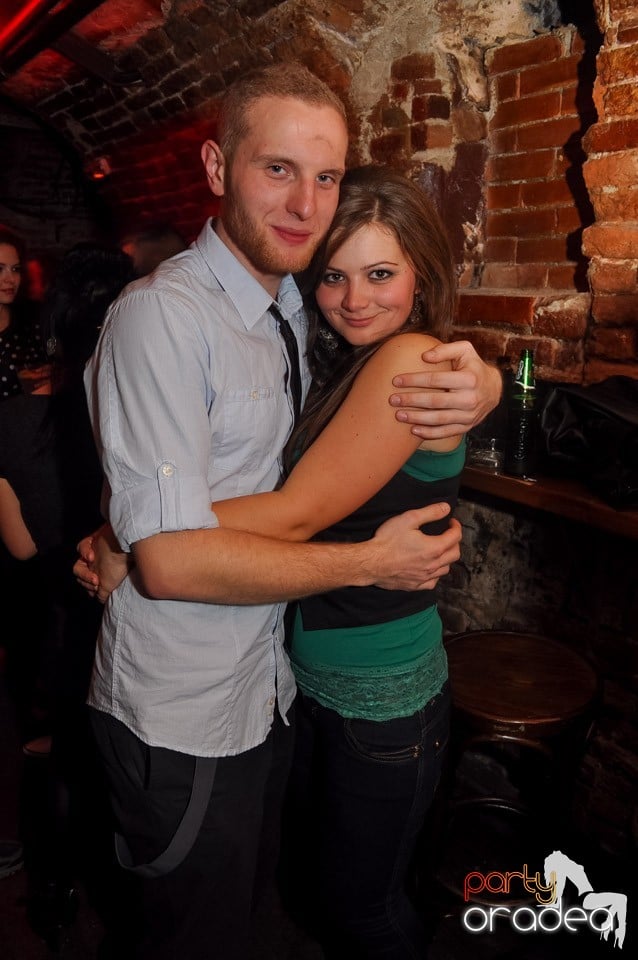 Vineri noaptea @ Club Escape, 