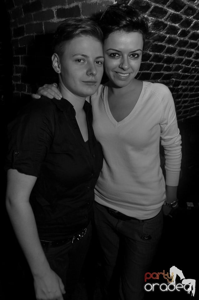 Vineri noaptea @ Club Escape, 