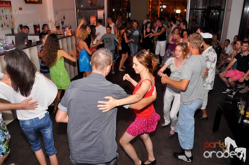 Vineri noaptea în Blondy's, 