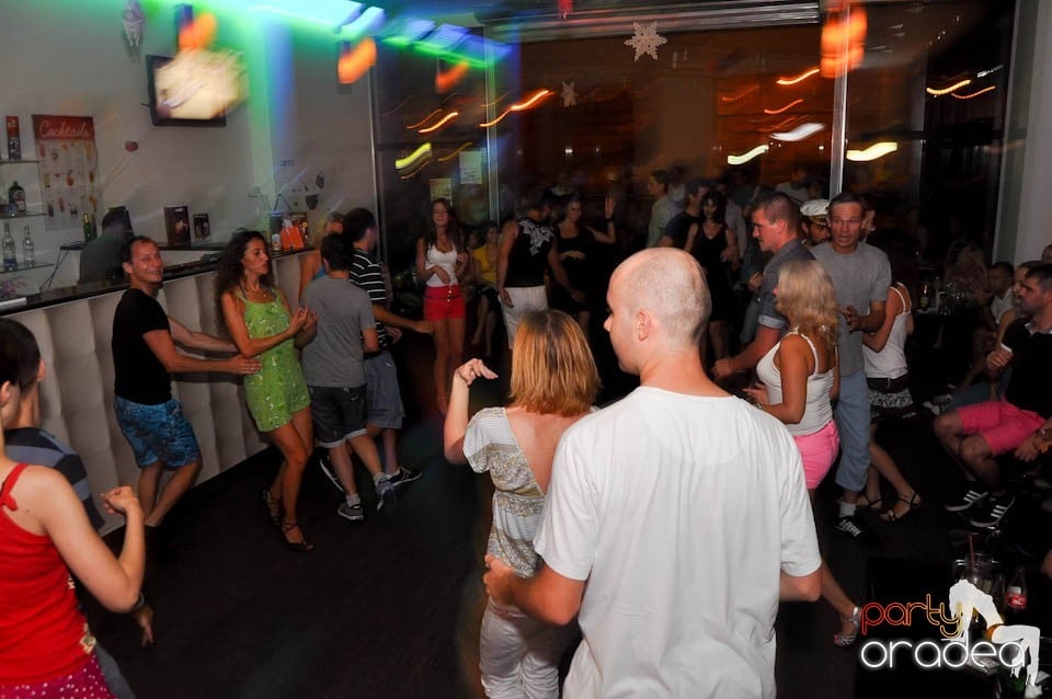 Vineri noaptea în Blondy's, 