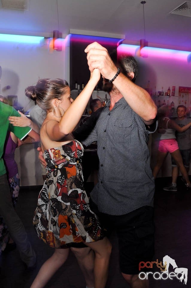 Vineri noaptea în Blondy's, 