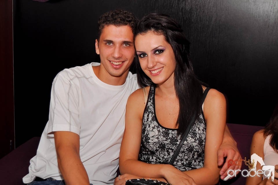 Vineri noaptea în Blondy's, 