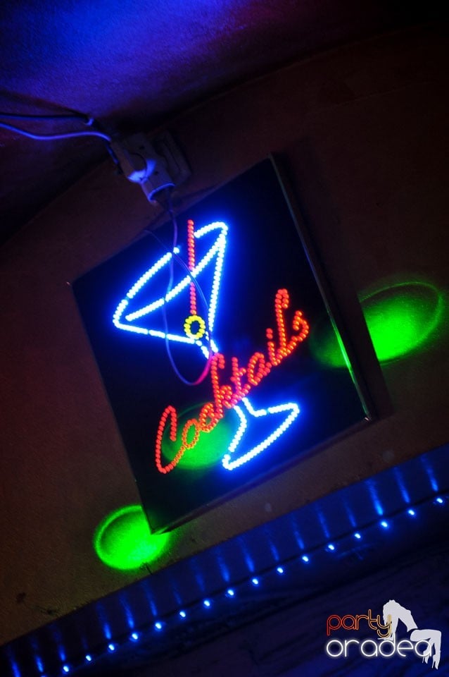 Vineri noaptea în Club Downtown, 