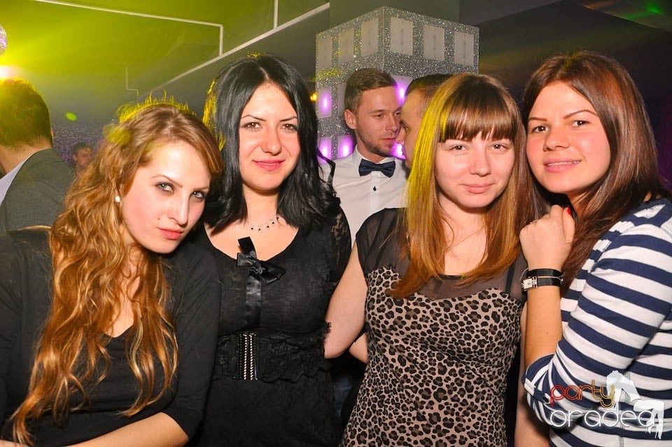 Vineri noaptea în Club Life, 