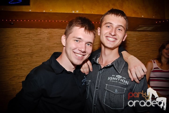 Vineri noaptea în Downtown, 