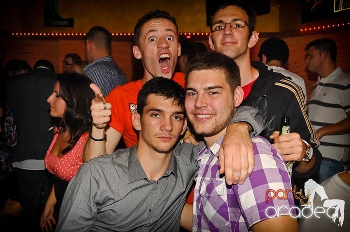 Vineri noaptea în Downtown, 