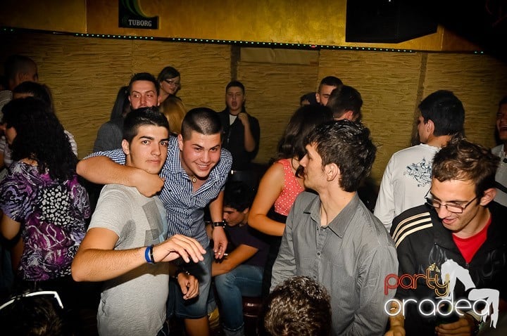 Vineri noaptea în Downtown, 