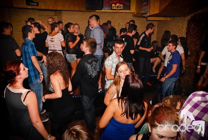 Vineri noaptea în Downtown, 