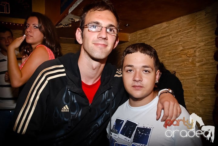 Vineri noaptea în Downtown, 