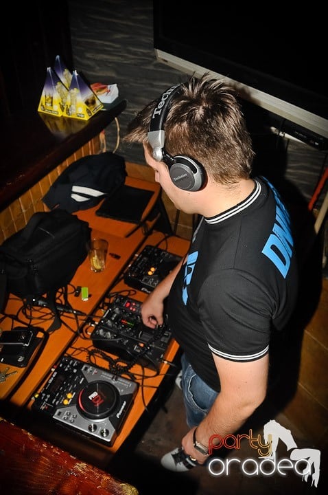 Vineri noaptea în Downtown, 