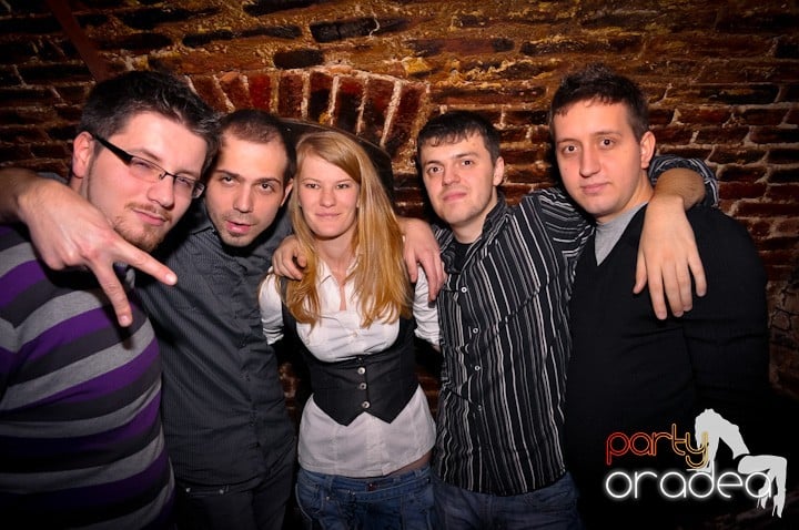 Vineri noaptea în Escape, 