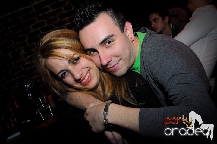 Vineri noaptea în Escape, 