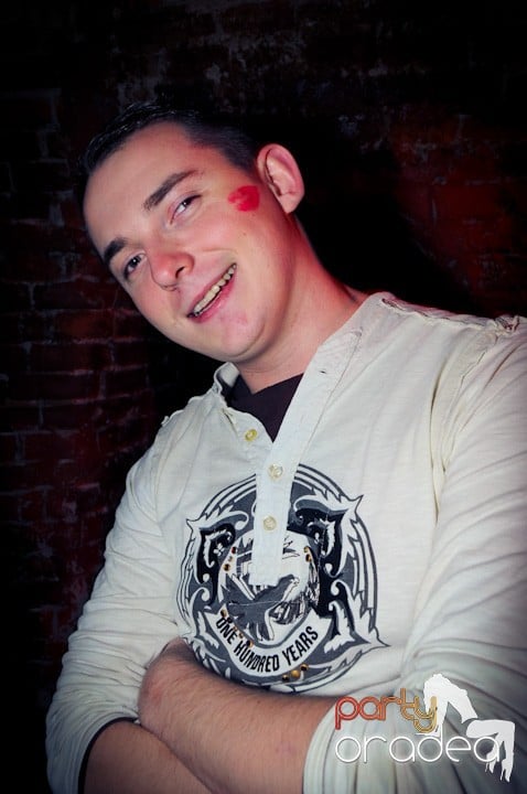 Vineri noaptea în Escape, 