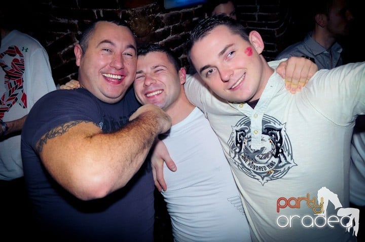 Vineri noaptea în Escape, 