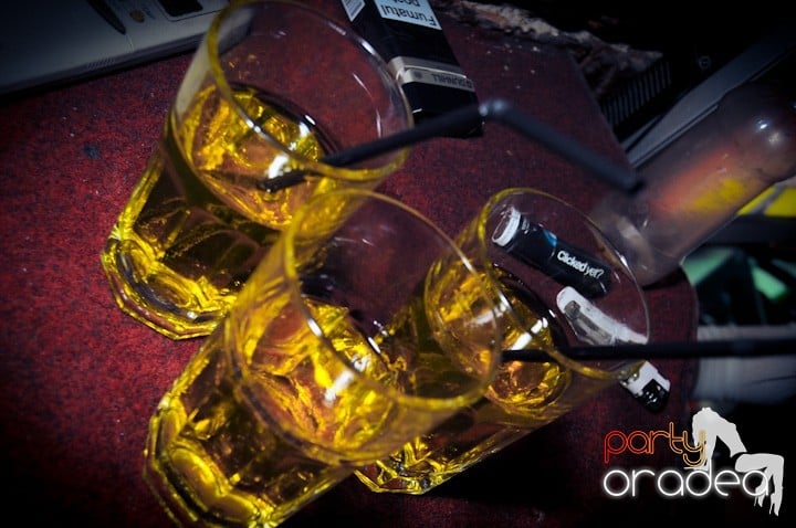 Vineri noaptea în Escape, 