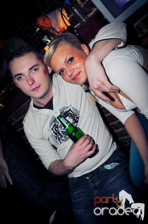 Vineri noaptea în Escape, 