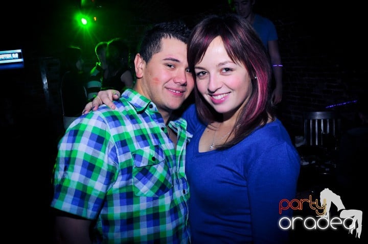 Vineri noaptea în Escape, 