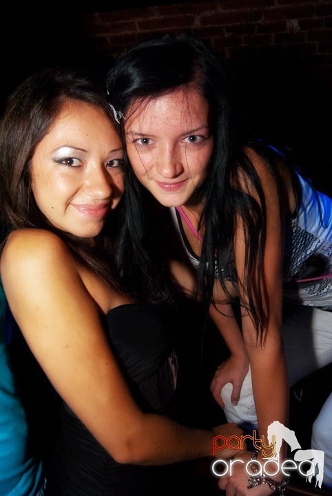 Vineri noaptea în Escape, 