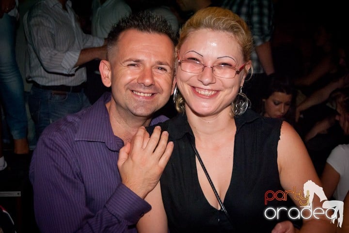 Vineri noaptea în Escape, 